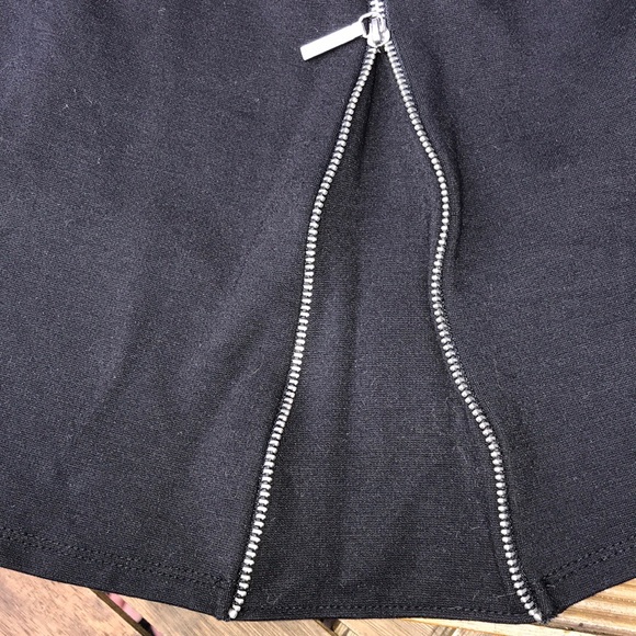 Lane Bryant black zippered sleeveless top knit material size 14/16 - Picture 6 of 8